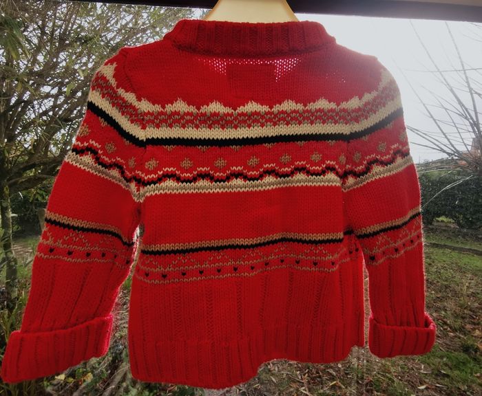 Gilet rouge motif jaquard 3 mois - photo numéro 2