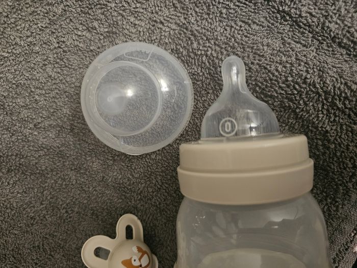 Bibron MAM anti colique 0m (130ml) + sa tétine - photo numéro 2