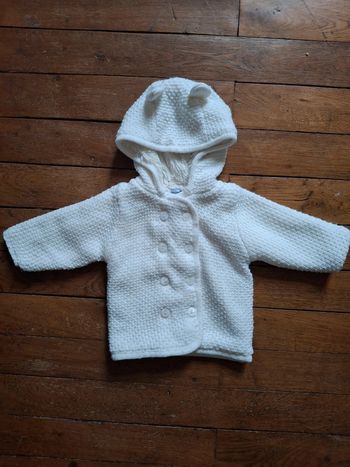 Gilet chaud doux capuche blanc absorba 6 mois mixte