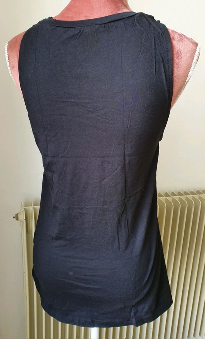 Top sans manches "rock" - photo numéro 2