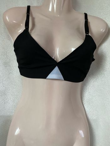 Soutien gorge brassière quasi sans couture taille S