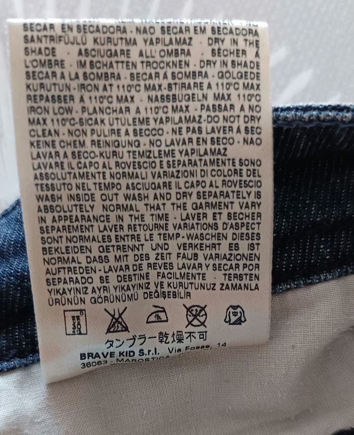 Jean 👖 DIESEL taille 12 ans excellent état - photo numéro 9