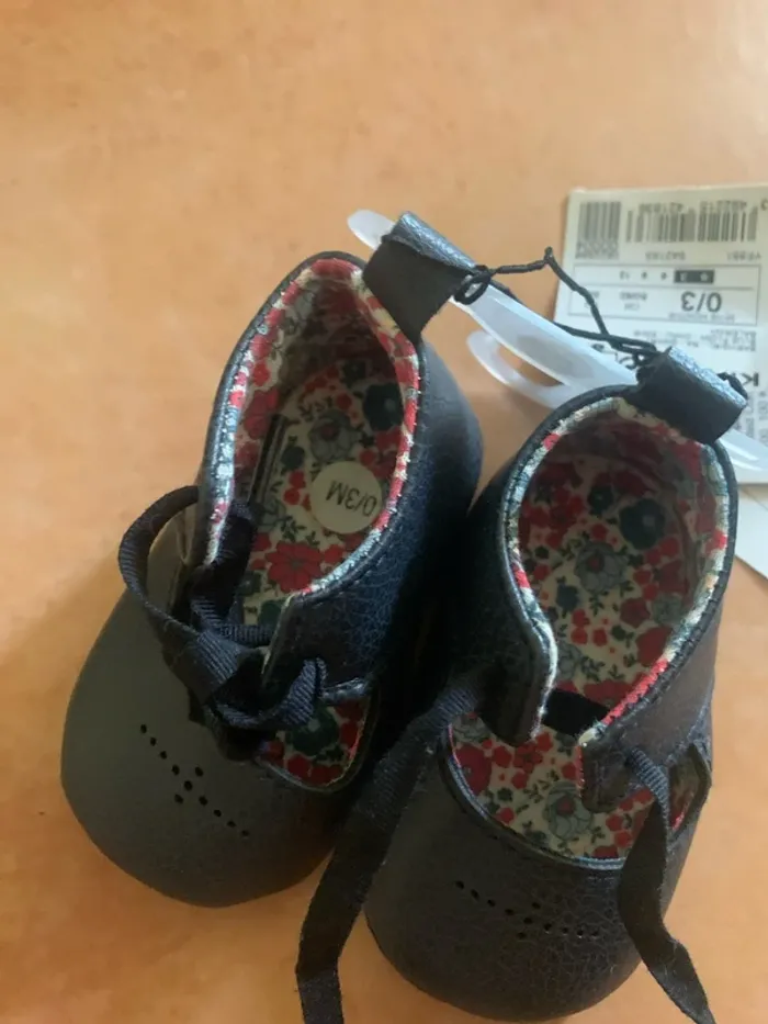 Chaussure 0/3 mois - photo numéro 3