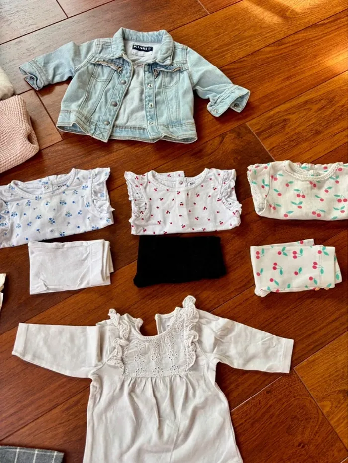 Lot vêtements bébé fille taille 3mois - photo numéro 3