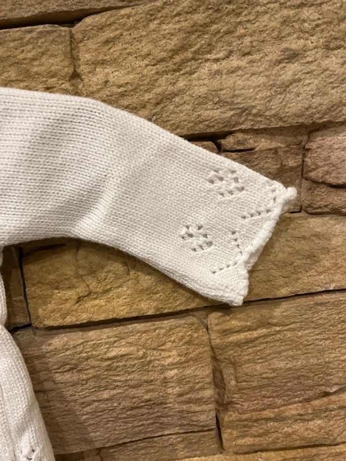 Boléro 3 mois blanc parfait état - photo numéro 4