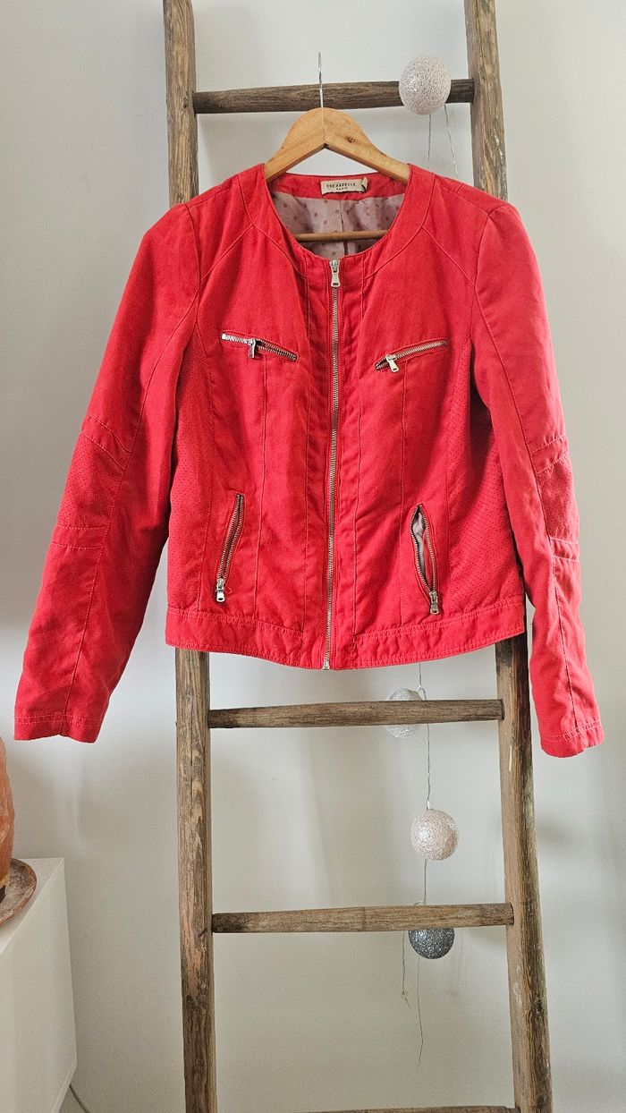 Veste taille 40 L rouge