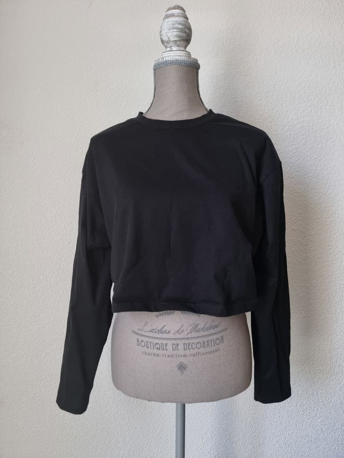 Pull / t-shirt manches longues
