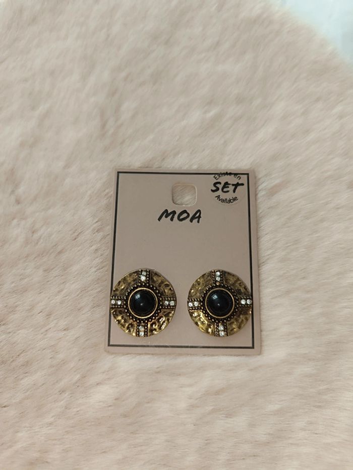 Puce d'oreille - dorée et noire⭐Moa