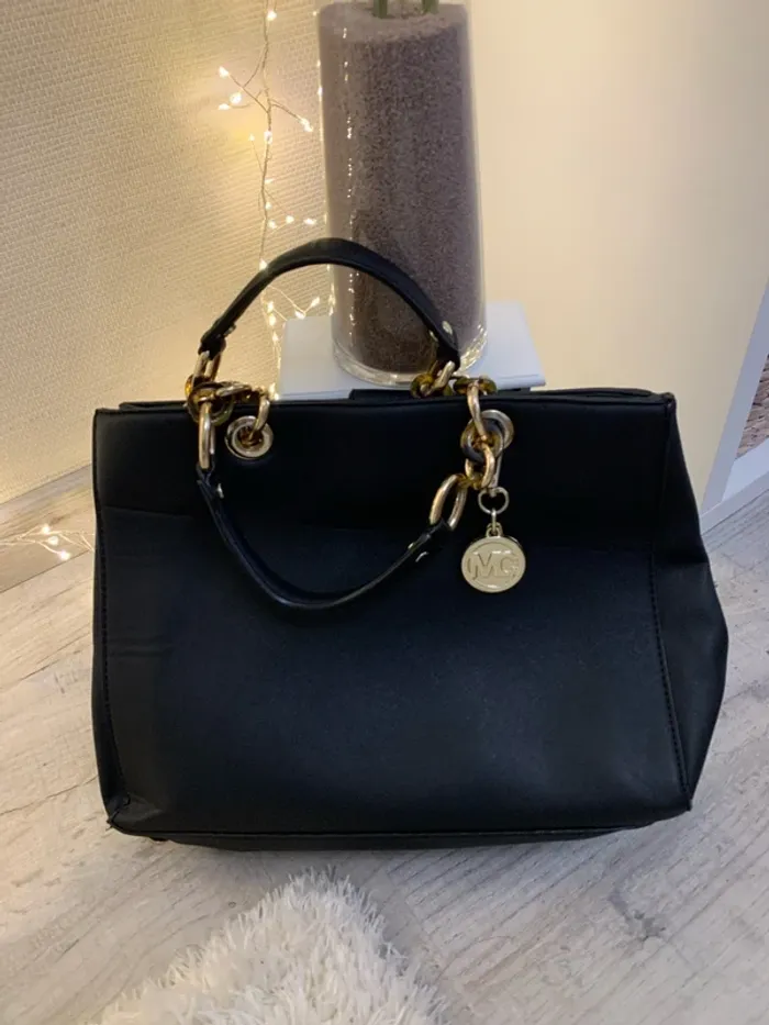 Beau sac à main avec chaînette femme - photo numéro 2