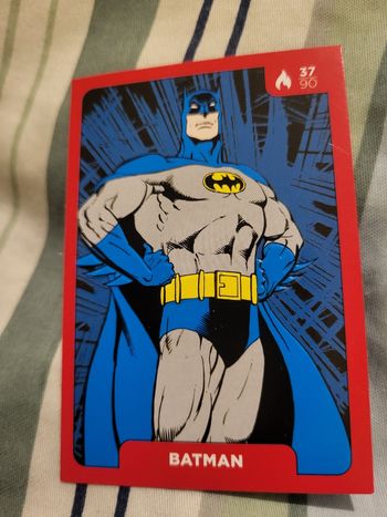 Carte Héros DC Auchan 2022 n° 37 /90  Batman