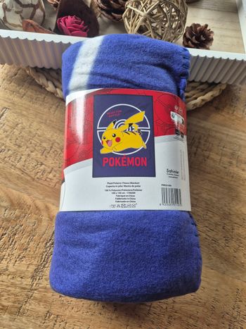 Plaid Polaire Pokemon