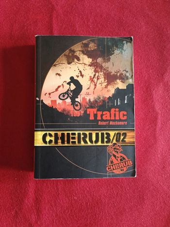 Trafic " Cherub 13/02 " Robert Muchamore