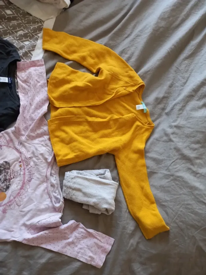Lots de vêtements fille - photo numéro 6