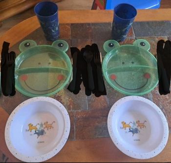 Lot vaisselle bébé