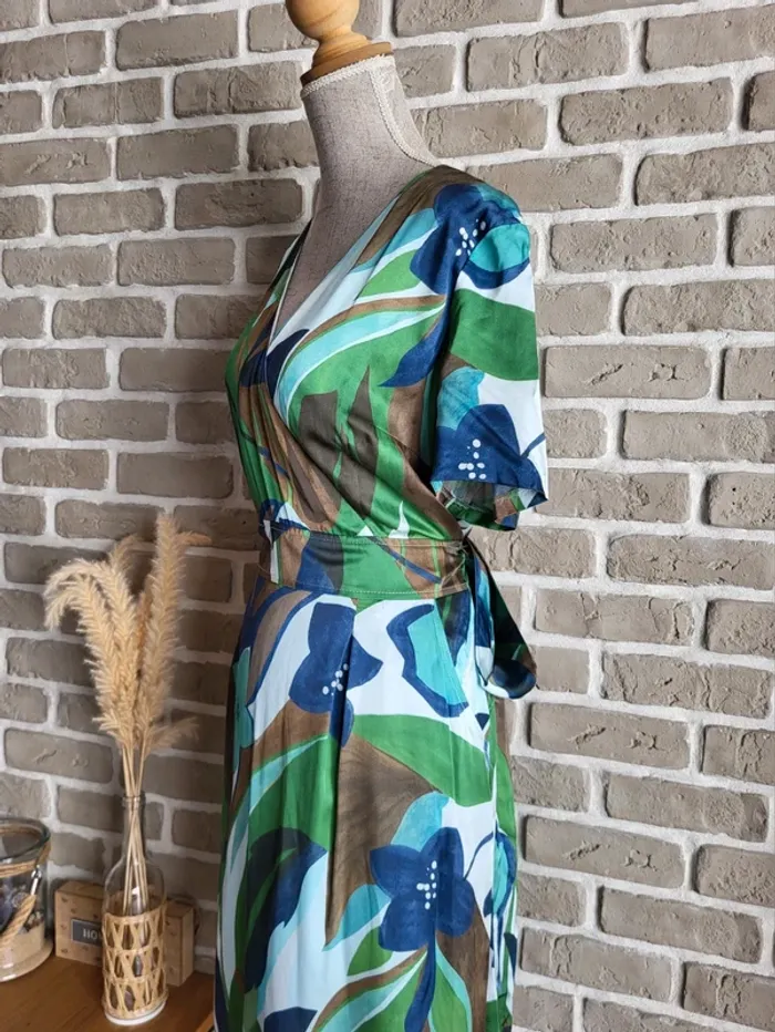 Magnifique robe satinée neuve Marie Méro - photo numéro 10