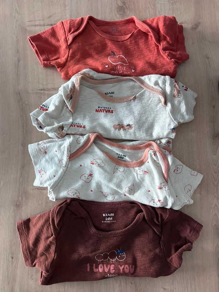 Lot de 4 bodies - photo numéro 2