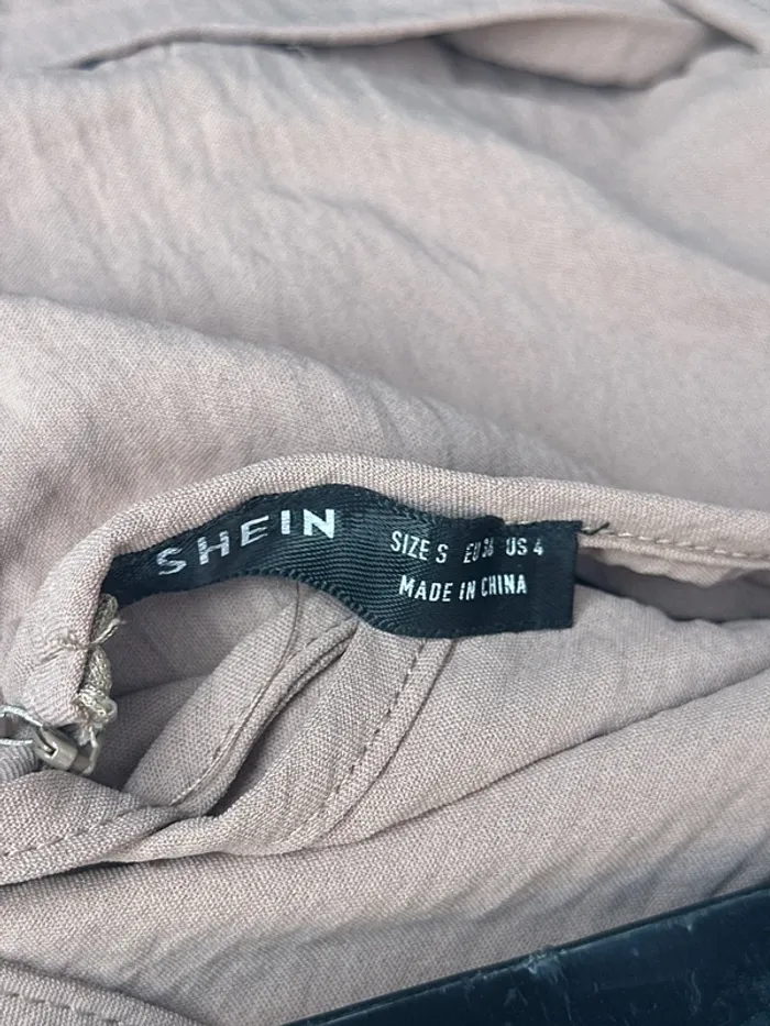 Robe d’été fines bretelles dos nu beige chic shein 36/S - photo numéro 5