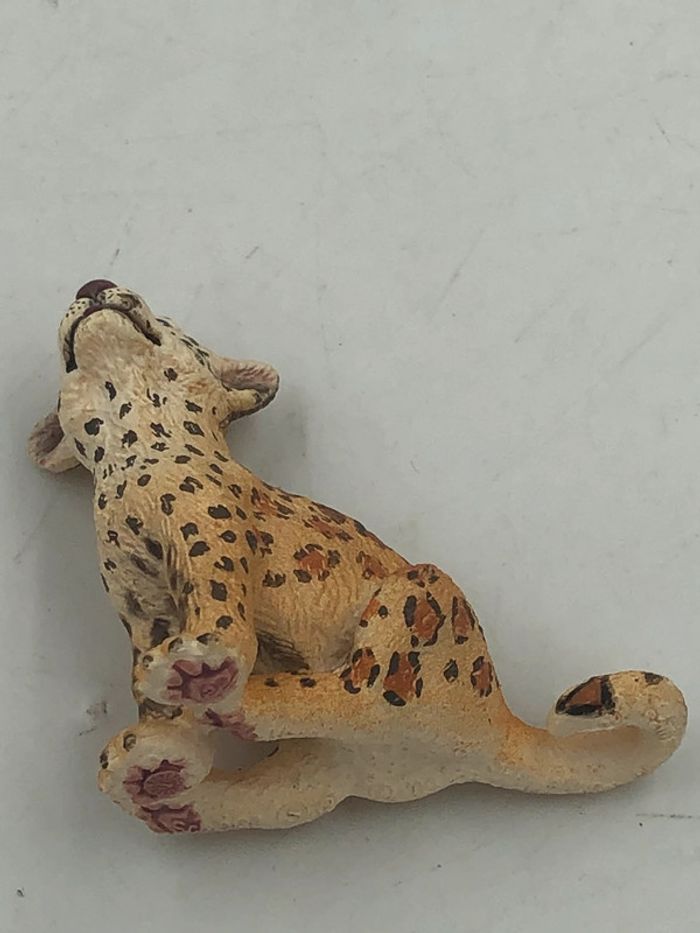 Figurine en PVC Bebe Guépard Schleich - photo numéro 5