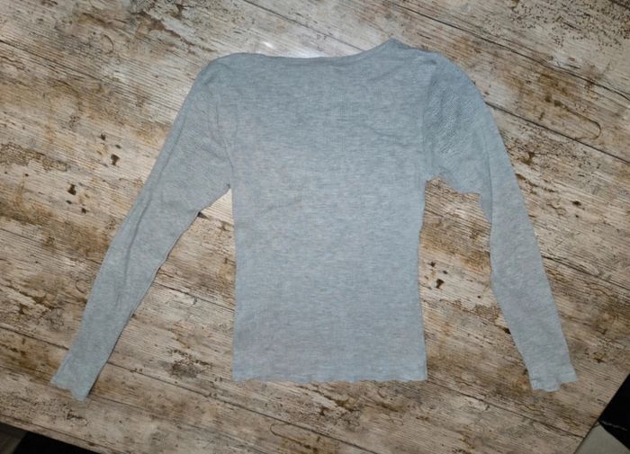 Joli t-shirt manches longues taille 10 ans - photo numéro 4