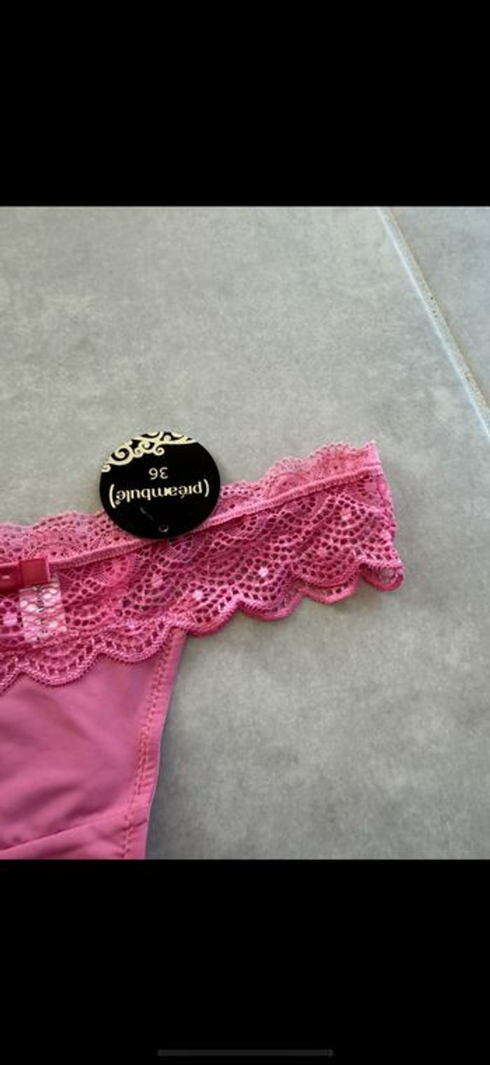 String Taille 36 - photo numéro 5