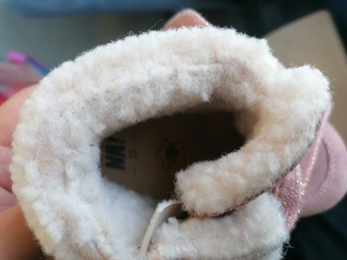 Boots bébé fille fourrées à col sherpa neuve - photo numéro 6