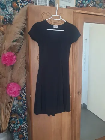 Robe mi-longue