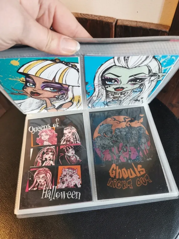 Carnet panini monster high. - photo numéro 4
