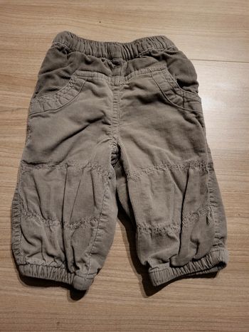 Pantalon taille 6 mois (67 cm)