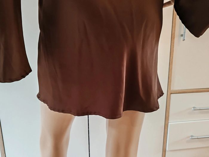 Robe satinée - photo numéro 12