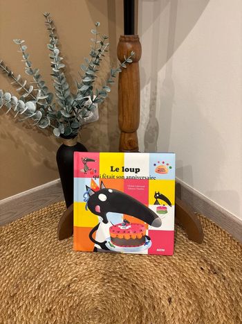 Livre ptit loup qui fêtait son anniversaire