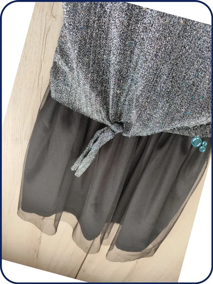 Robe pour cérémonie/ 5 ans - photo numéro 3