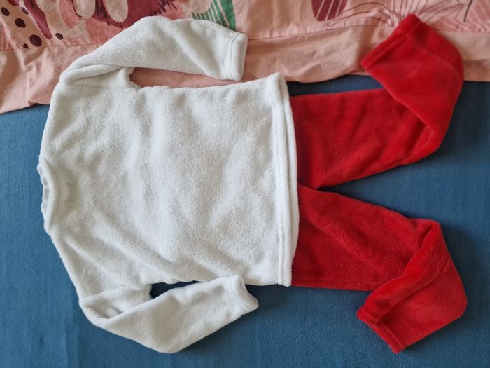 Pyjama 2 pièces taille 4ans - photo numéro 7