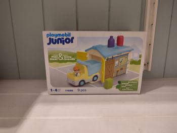 Playmobil 71686 Junior : Ouvrier avec Camion et Garage