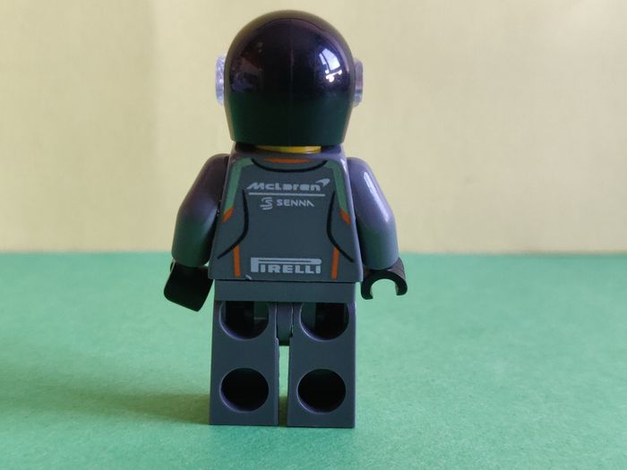 Figurine Lego McLaren Senna - parfait état - vrai Lego - photo numéro 6