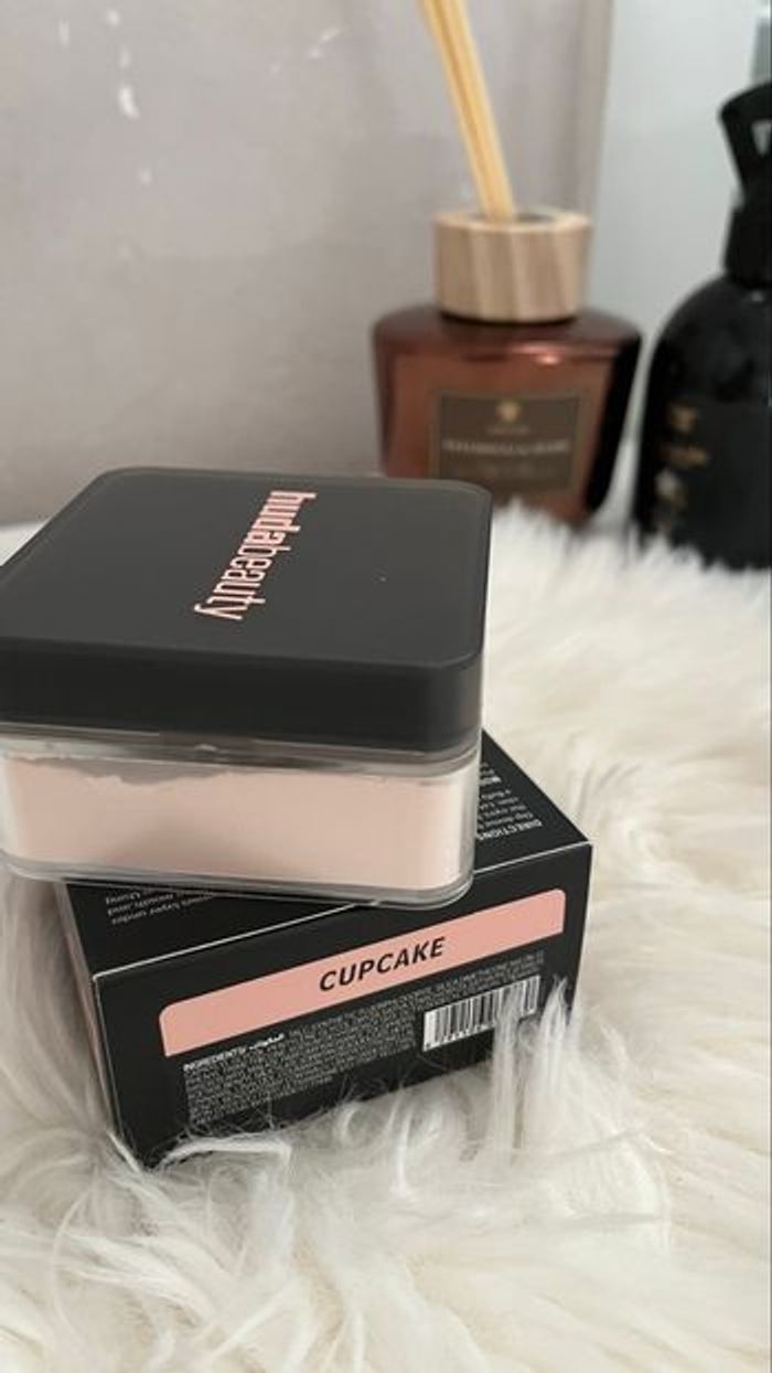 Poudre Huda Beauty - cupcake - photo numéro 3