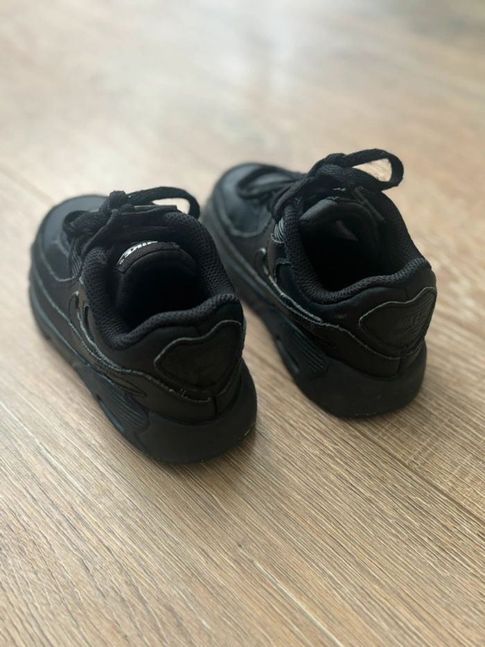 Basket Nike air Max noir - photo numéro 2