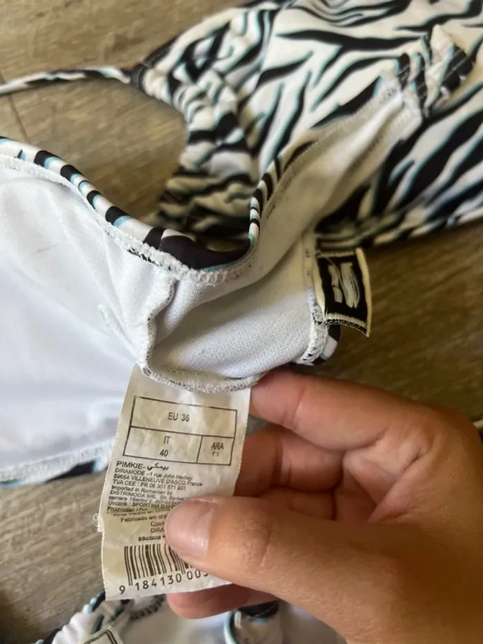 Maillot de bain zèbre - photo numéro 3
