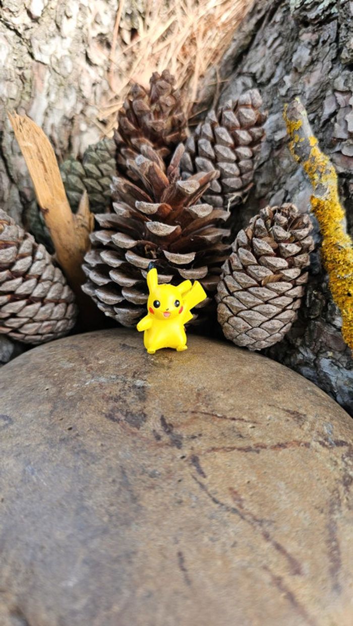 Super petite figurine Pokemon Nintendo pikachu