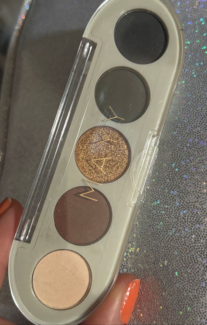 Palette maquillage tons froids - photo numéro 2