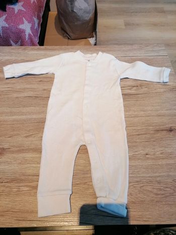 Grenouillère jaune pâle