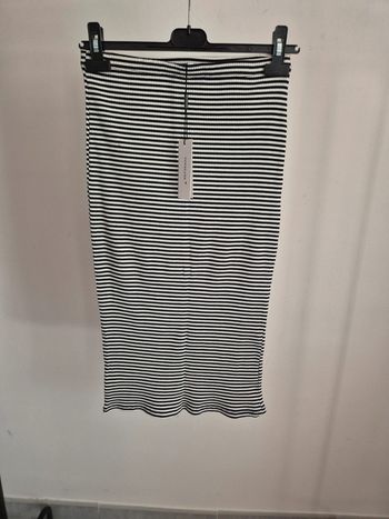 Jupe crayon rayée neuve femme M Voyelles