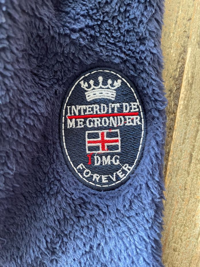 Surpyjama interdit de me gronder - photo numéro 3