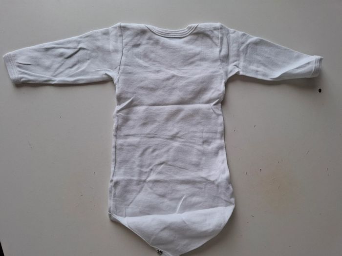 Body Petit Bateau taille 3 mois - photo numéro 3