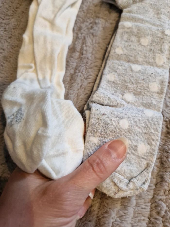 Lot 2 collants Obaïbi fille gris et blanc 9-12 mois - photo numéro 2