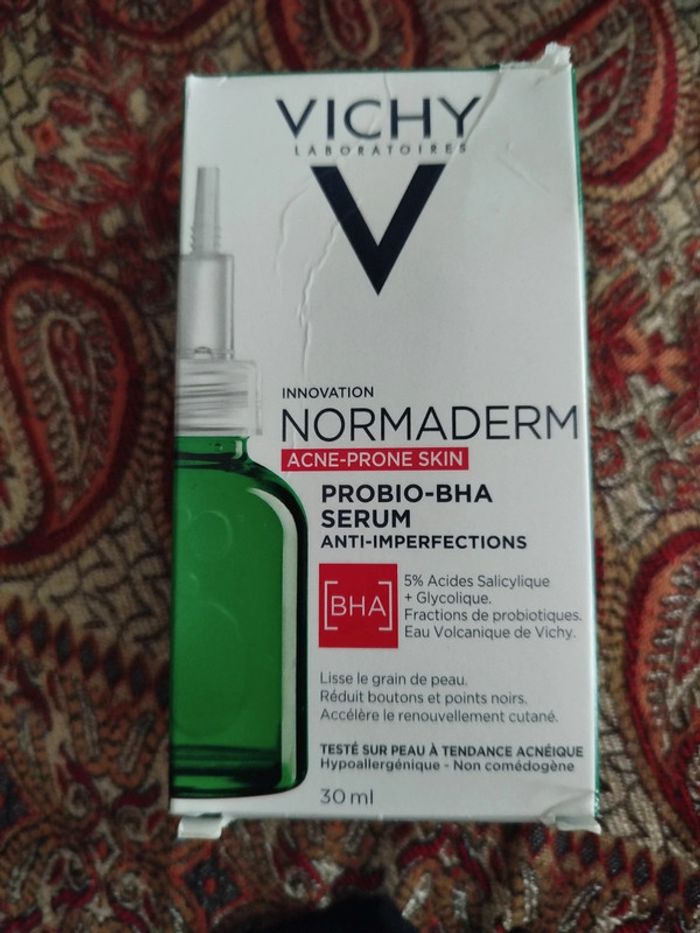 Serum anti imperfections hormonales Normaderm de Vichy - photo numéro 2