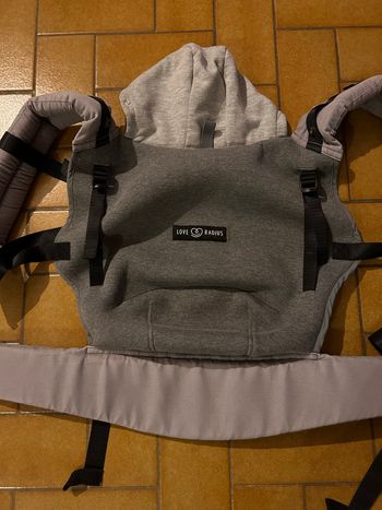 Porte bébé love radius 