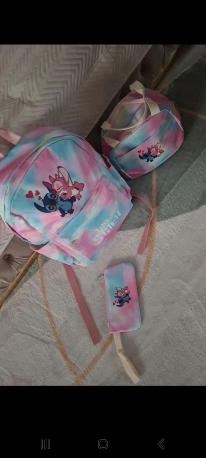 Sac à dos 3 pièces neuf