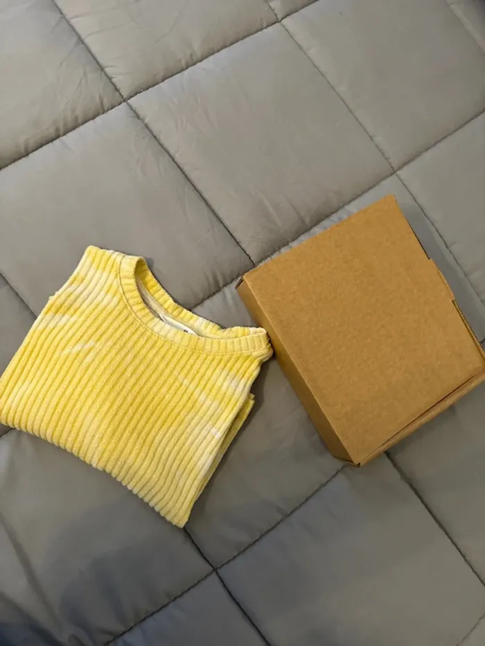 Pull léger jaune H&M 9:10 ans - photo numéro 4