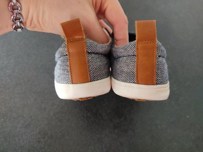 Chaussures pointure 28 - photo numéro 2