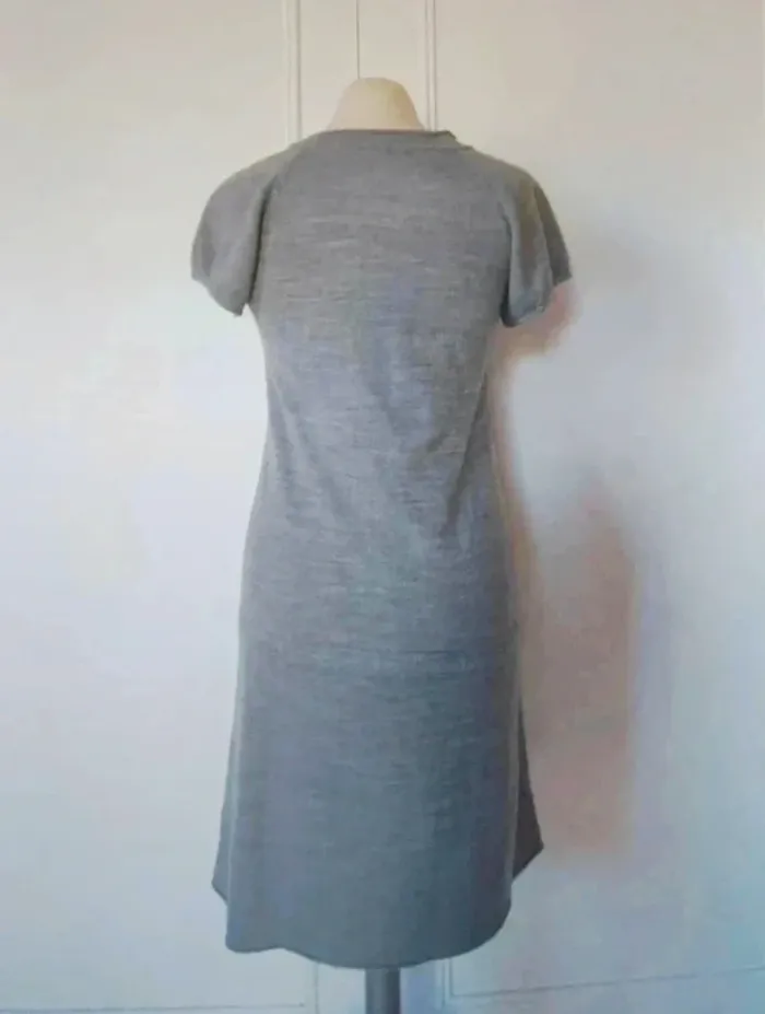 🔸Robe femme manches courtes grise Etam t m 38 état impeccable - photo numéro 4